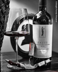 Staglin Family Vineyard : Salus Cabernet Sauvignon 2015 Ein Karton Mit 12 Flaschen (75cl)